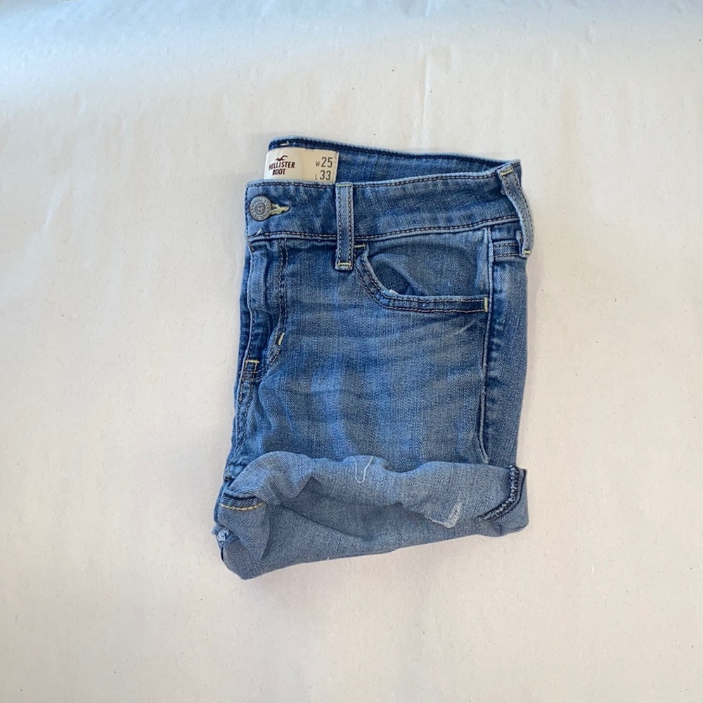 Hollister cut-off shorts
